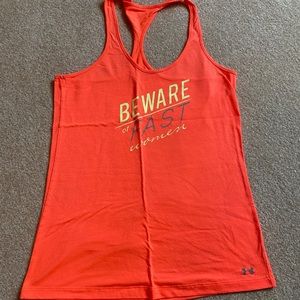 UNDERARMOUR tank